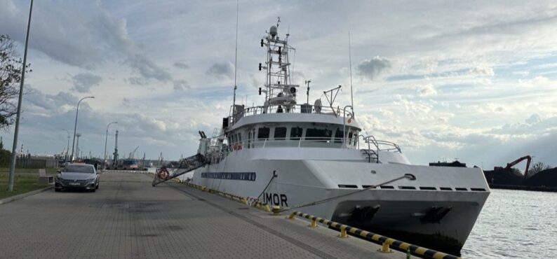 The research vessel was equipped with a GNSS interference detector. (Photo: GPSPATRON)